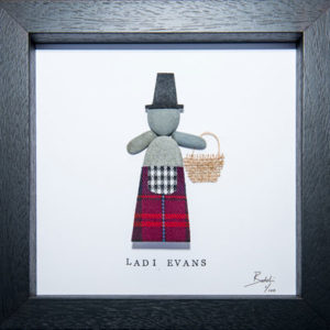 Pebble Art figure in Evans Tartan