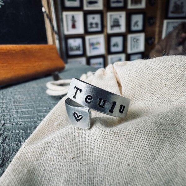 Teulu Wrap Ring